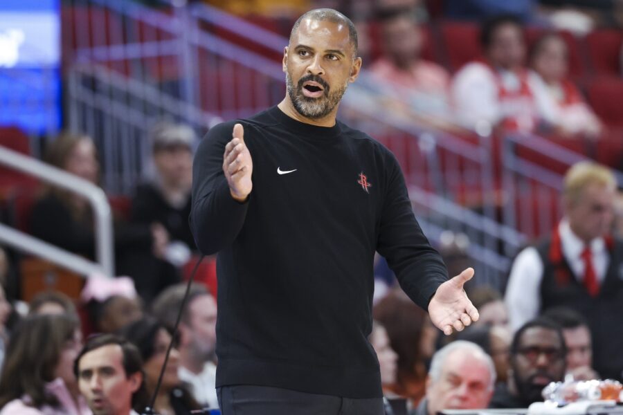 Ime Udoka Rants At Refs Following Rockets Loss To Kings Ejected Bvm