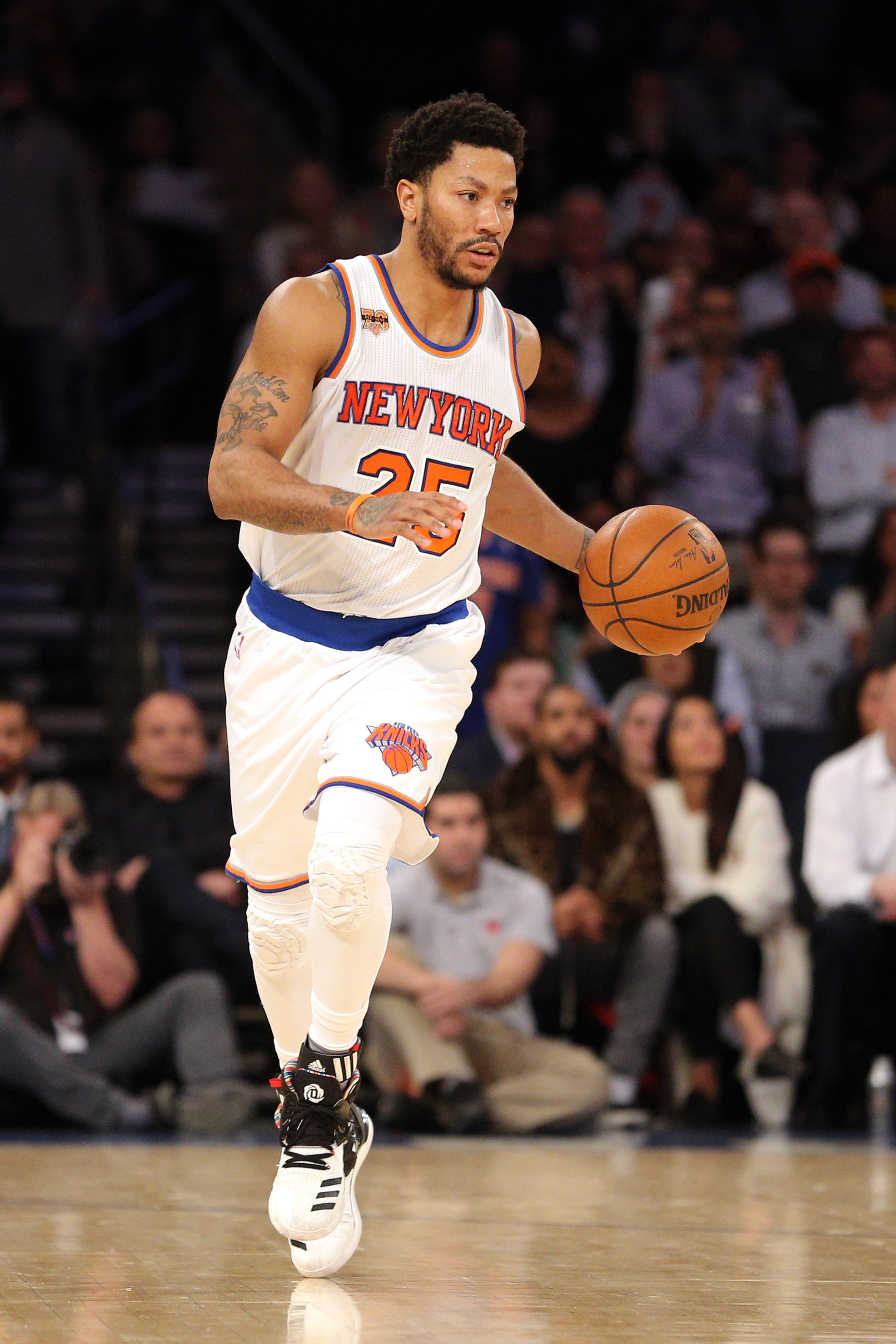 Derrick Rose Reports To Cavs' Facility, Hoops Rumors