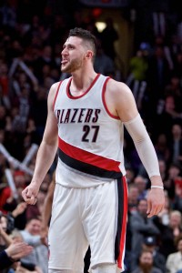 Jusuf Nurkic vertical