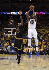 Kevin Durant LeBron James vertical