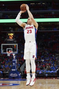 blake griffin vertical pistons