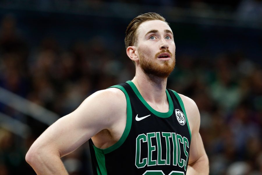 Celtics' Gordon Hayward plans to exit bubble for birth of child