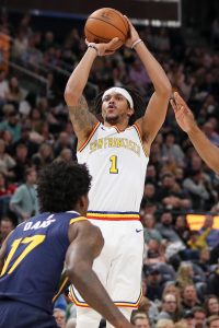 Warriors Officially Sign Damion Lee To Three-Year Deal | Hoops Rumors