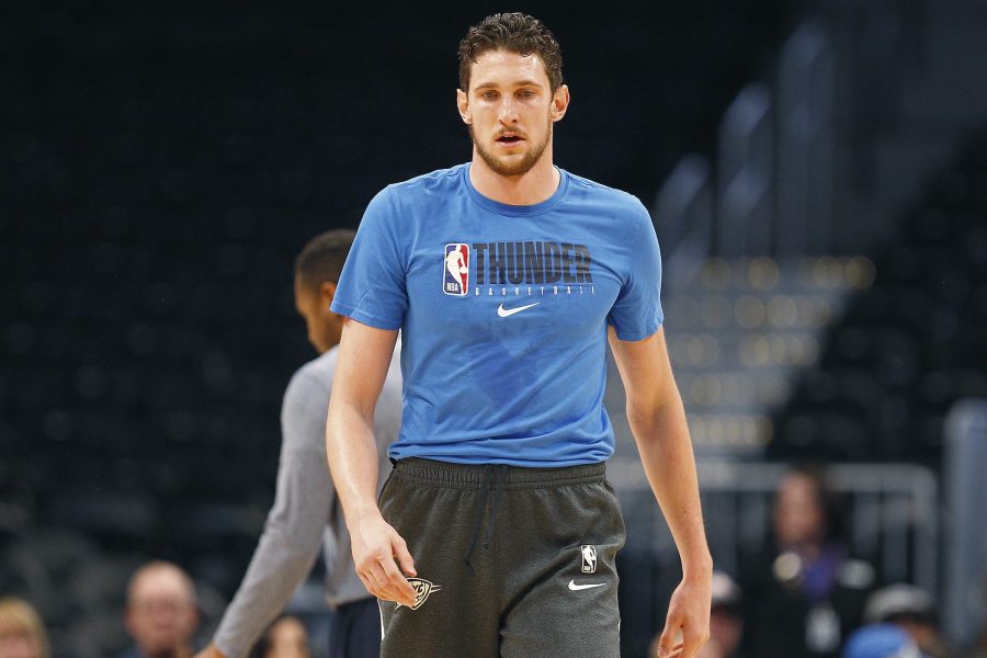 Mike Muscala Exercises Player Option | Hoops Rumors