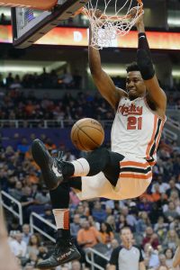 Hassan Whiteside Signs With Kings