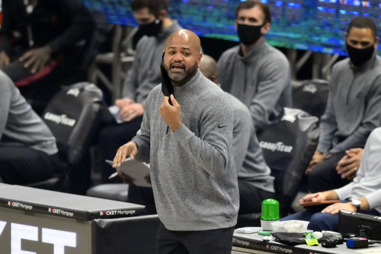 Cavaliers Extend J.B. Bickerstaff Through 2026/27 | Hoops Rumors