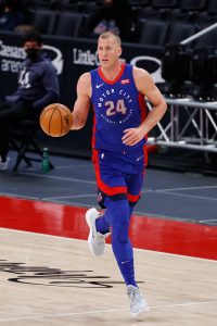 Mason Plumlee - Charlotte Hornets - Kia NBA Tip-Off 2021 - Game