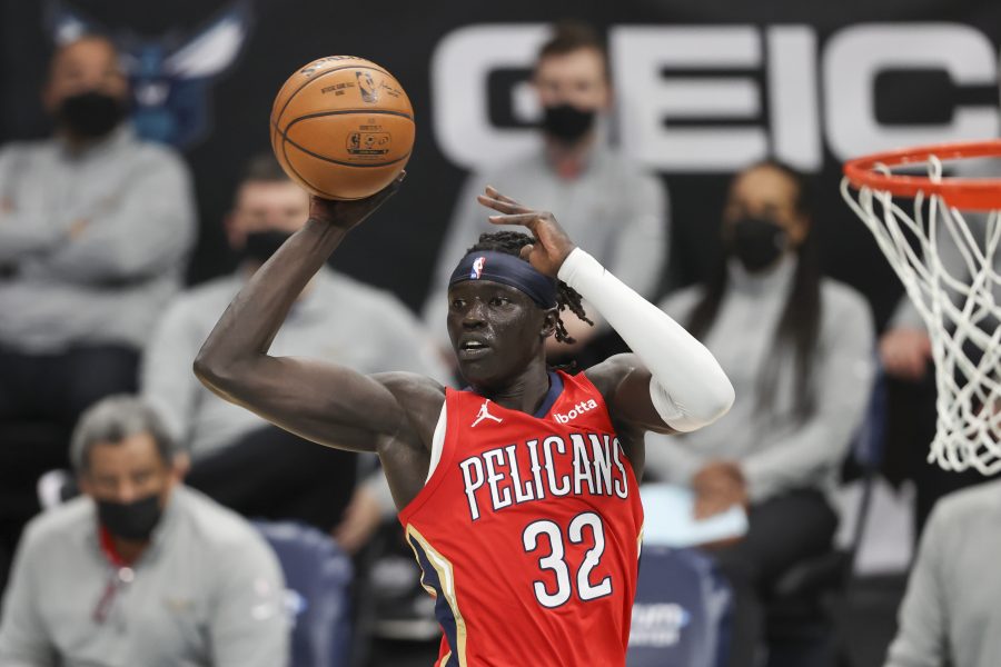 Nets plan to sign Wenyen Gabriel to 10-day contract