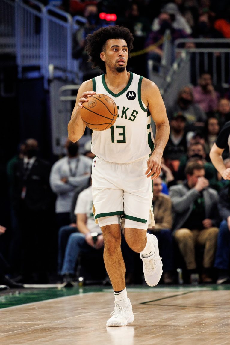 milwaukee bucks nwora