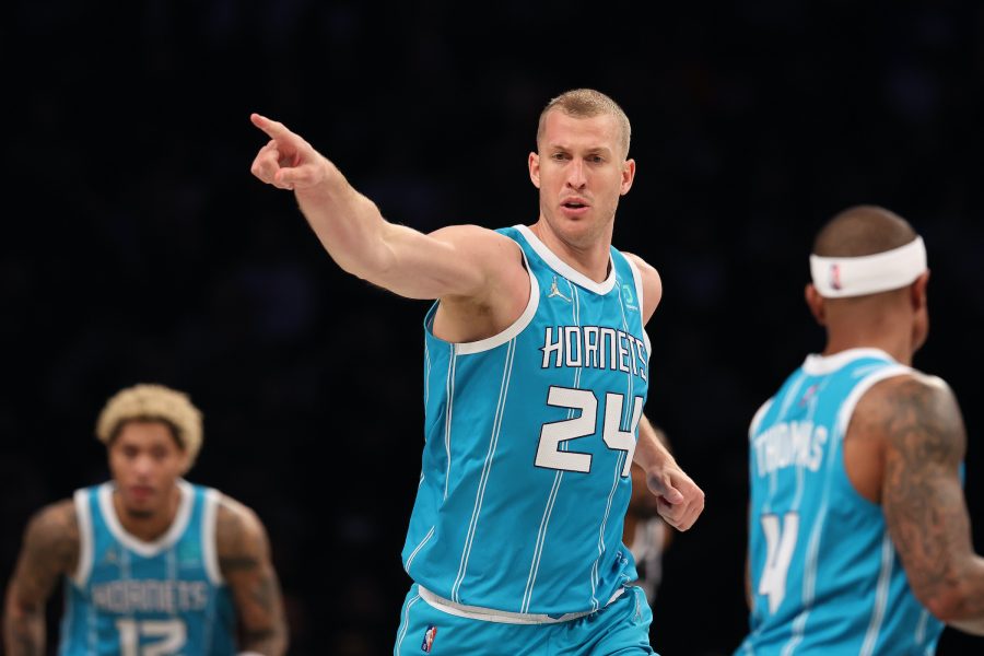 Clippers-Hornets trade: LA acquires Mason Plumlee for Reggie