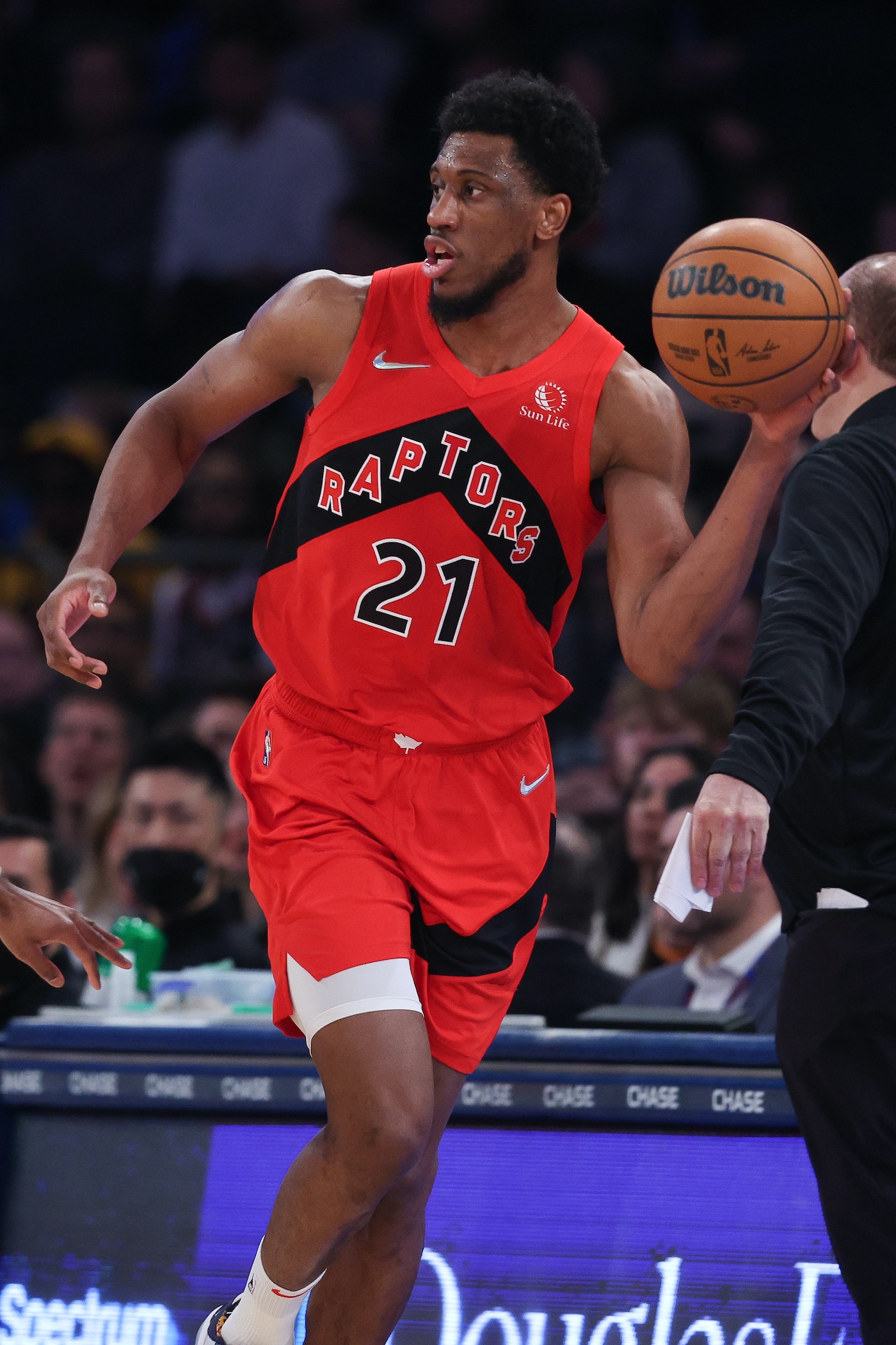 Raptors Sign Thaddeus Young To Two-Year Extension | Hoops Rumors