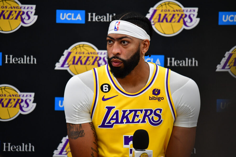 Lakers News: Anthony Davis' Tantalizing Preseason Already Making Waves -  BVM Sports