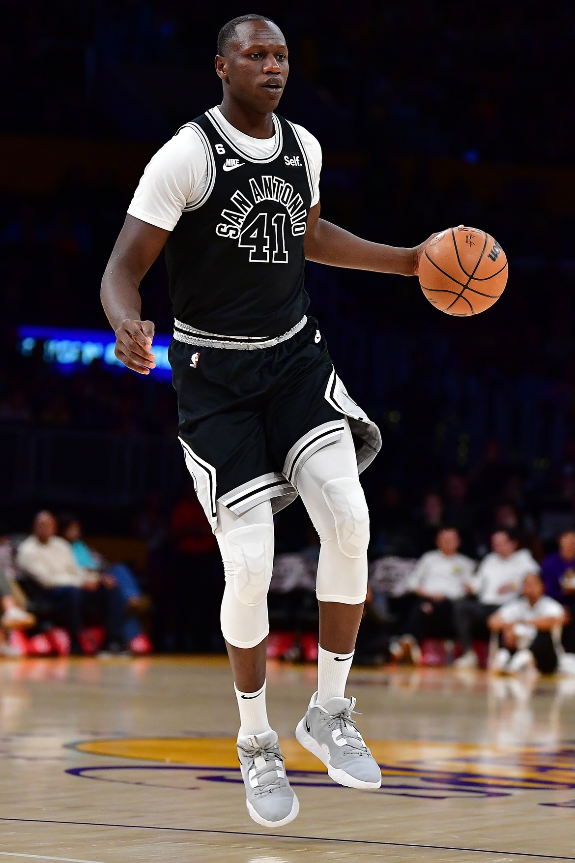 Spurs ReSign Dieng Hoops Rumors