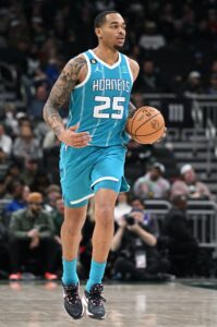 Charlotte Hornets recall James Bouknight and Theo Maledon