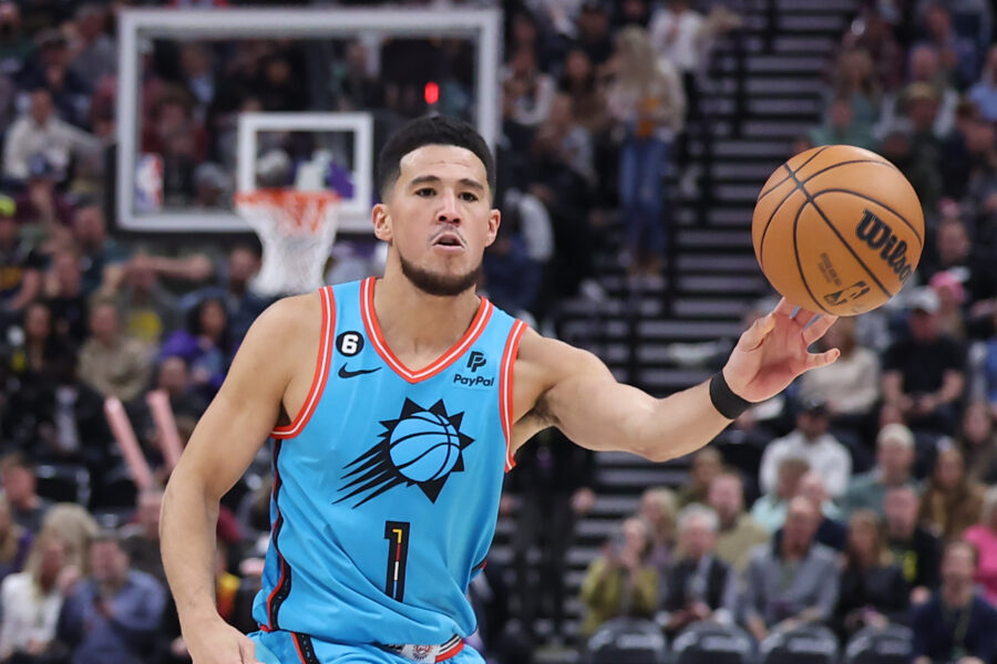 DEVIN BOOKER NAMED WESTERN CONFERENCE PLAYER OF THE WEEK