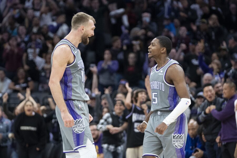 Domantas Sabonis injury: Kings center doesn't rule out thumb