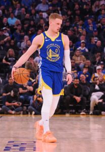 Warriors free agent Donte DiVincenzo may be headed to New York Knicks