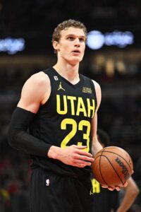 Lauri Markkanen wins Most Improved Player award - Sports Illustrated  Chicago Bulls News, Analysis and More