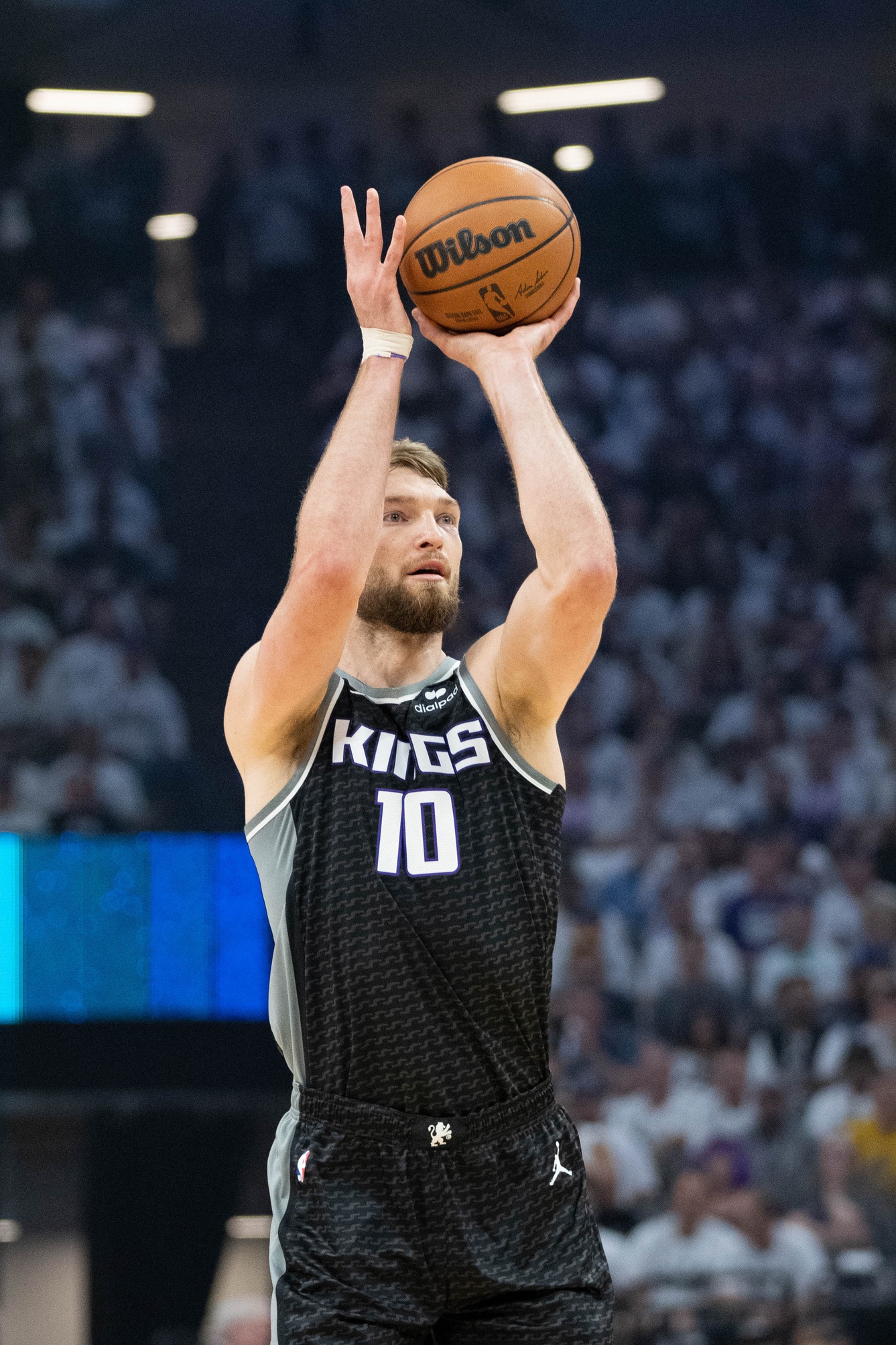 Kings Renegotiate, Extend Domantas Sabonis’ Contract Hoops Rumors