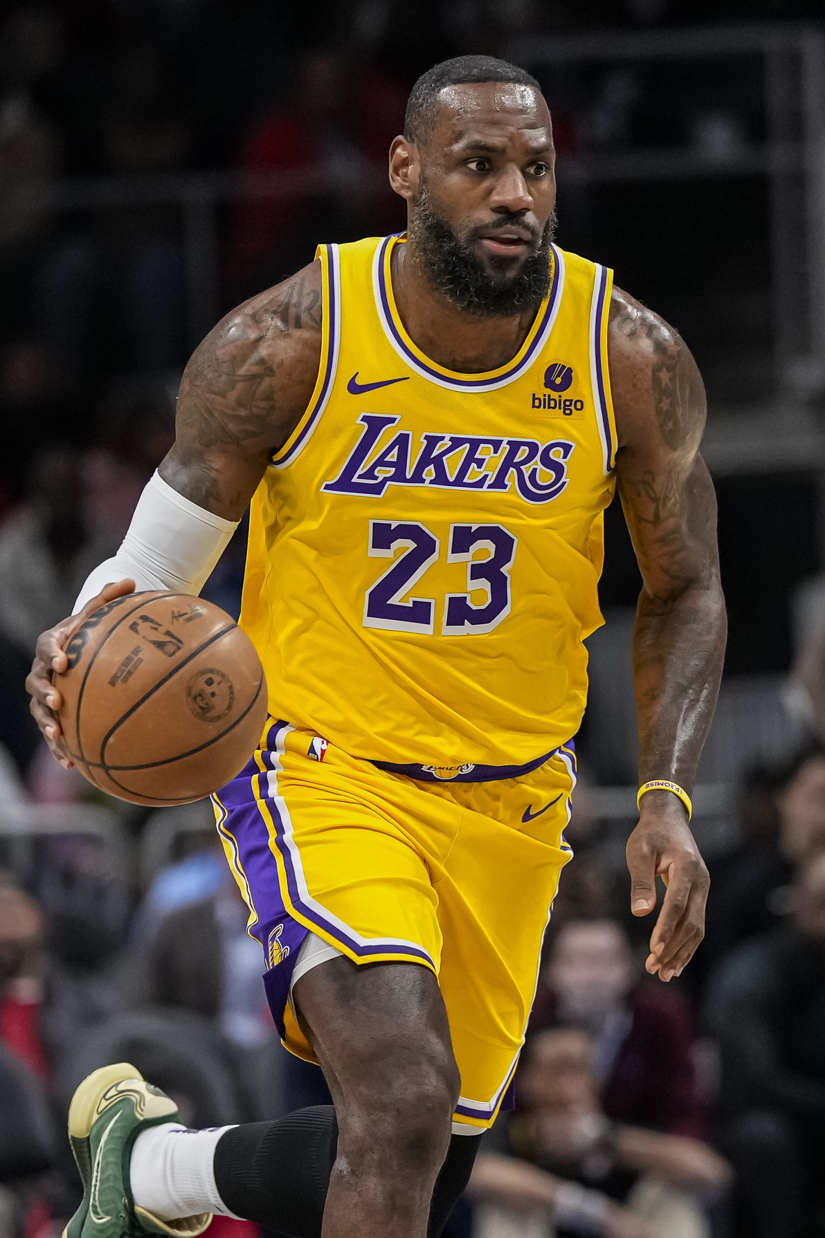 Warriors Attempted To Get Lakers To Consider LeBron Trade | Hoops Rumors