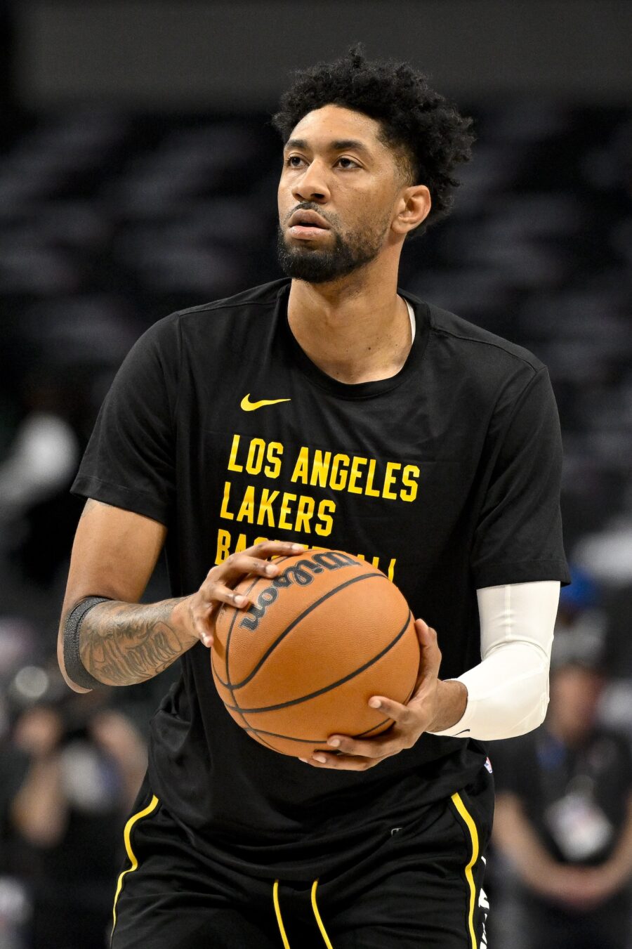 Lakers’ Christian Wood Opts In For 2024/25 | Hoops Rumors