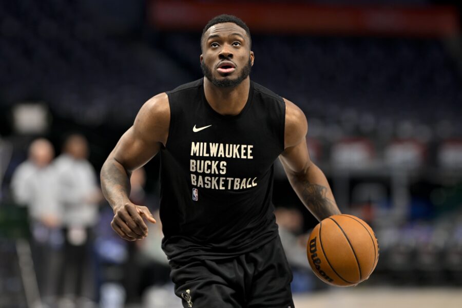 thanasis antetokounmpo shoe size