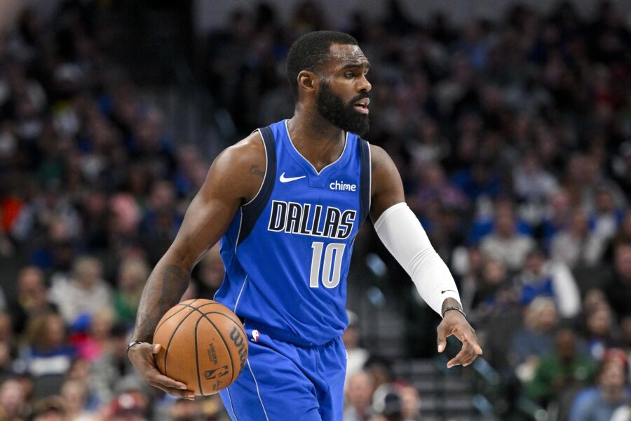 Mavs Trade Hardaway, Second-Round Picks To Pistons For Grimes | Hoops ...