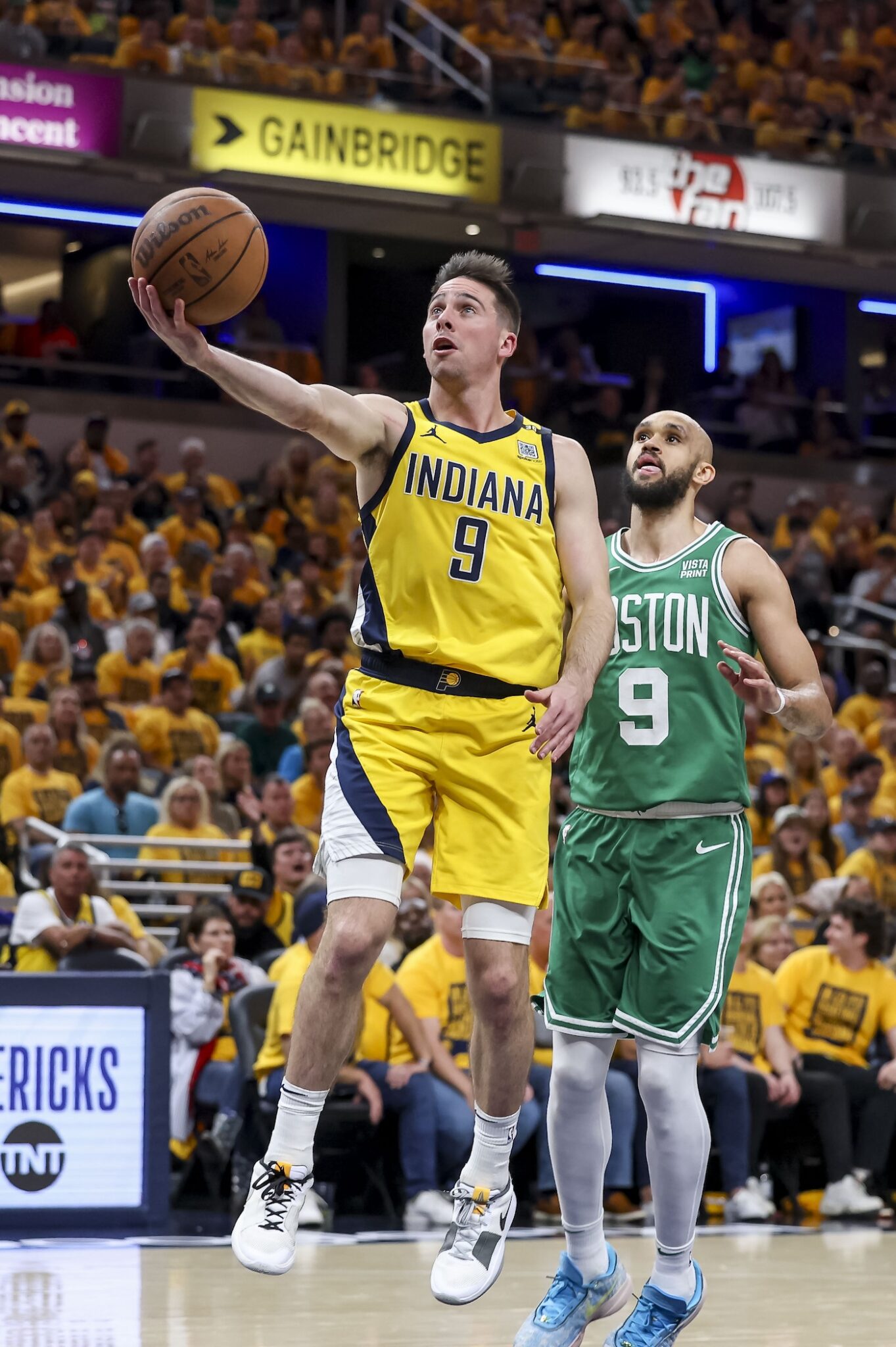 Pacers Sign T.J. McConnell To Four-Year Extension Hoops Rumors