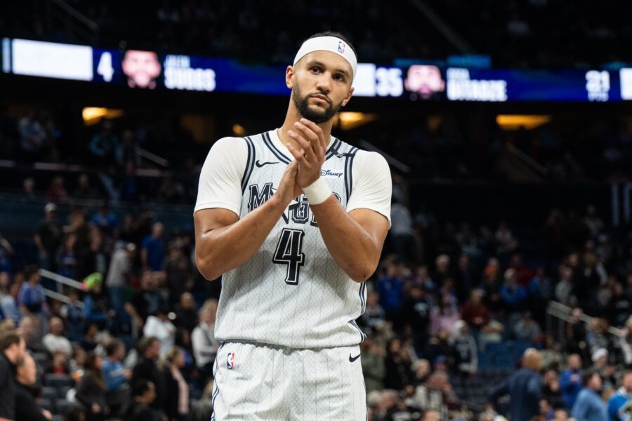 Jalen Suggs Leaves NBA Cup Game With Hip Injury