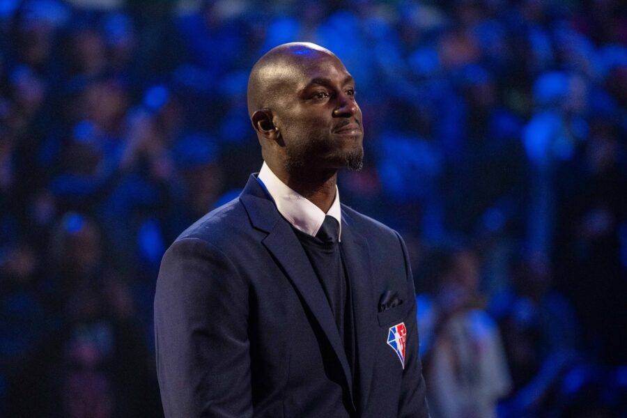 Kevin Garnett On Track For Role In Wolves' Front Office?