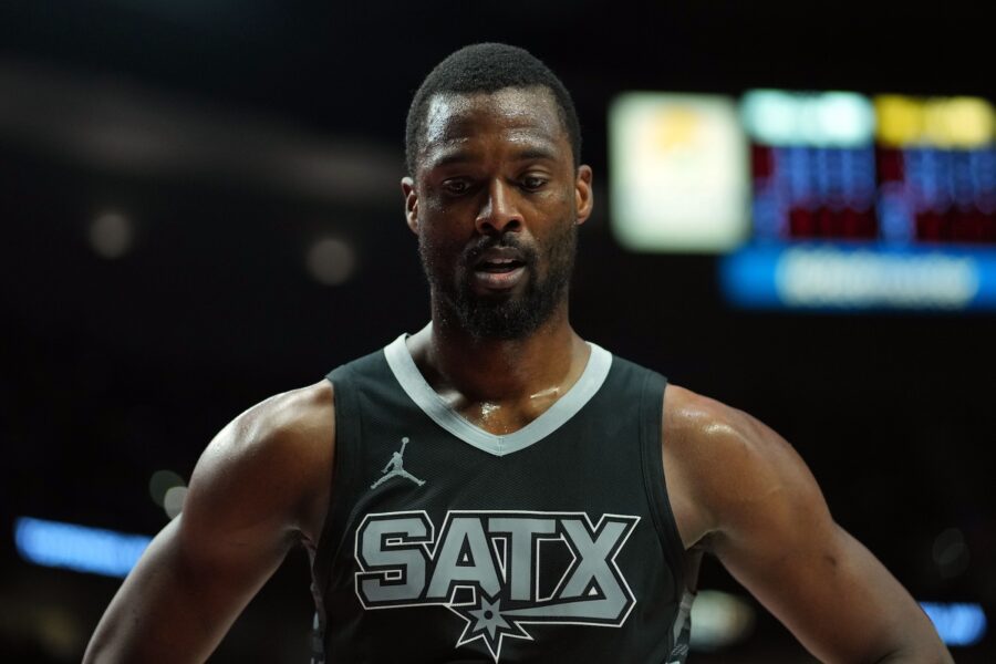Spurs Notes: Barnes, Vassell, Sunday’s Game, Fox