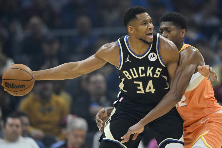 Central Notes: Giannis, Walker, Bulls, Mobley