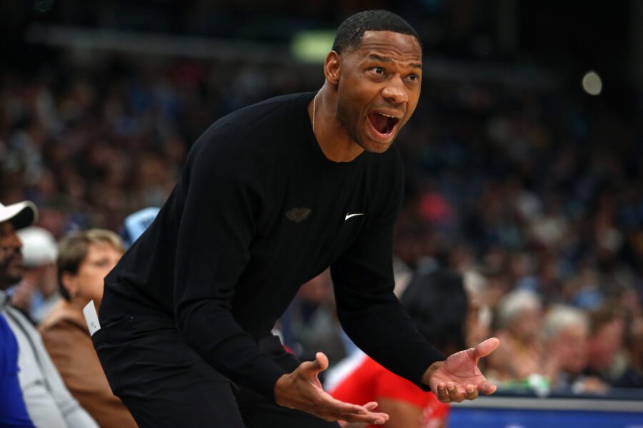 Pelicans Dismiss Head Coach Willie Green