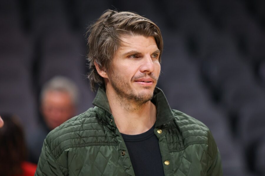 Korver, Dunleavy, Fields Reportedly Among Bulls' GM Targets