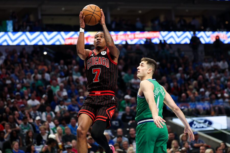 Bulls’ Dillingham Undergoes Wrist Procedure