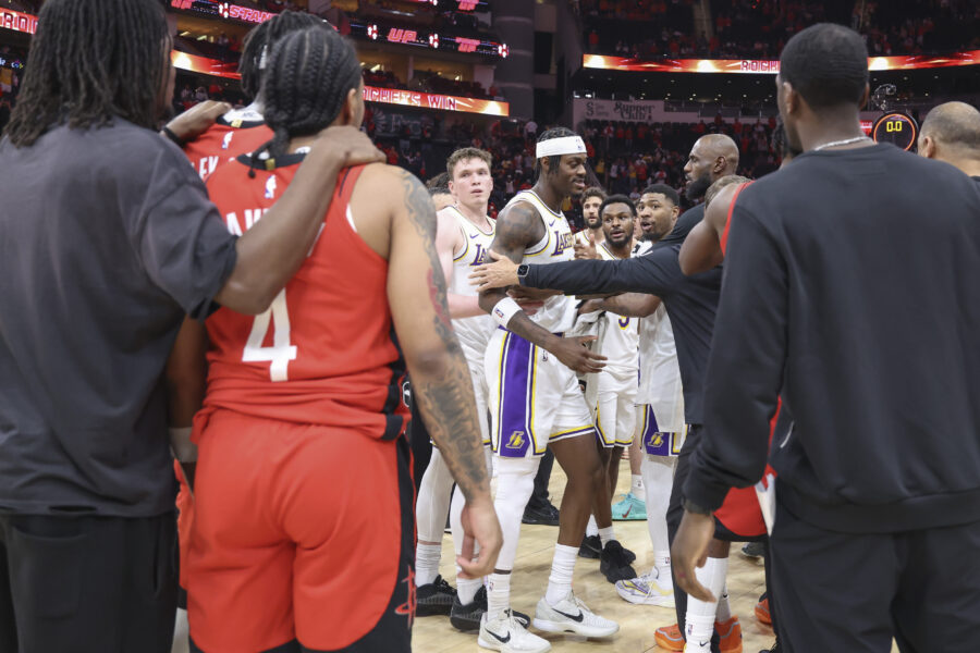 Lakers-Rockets Notes: LeBron, Ayton, Reaves, Durant, Doncic, Sengun