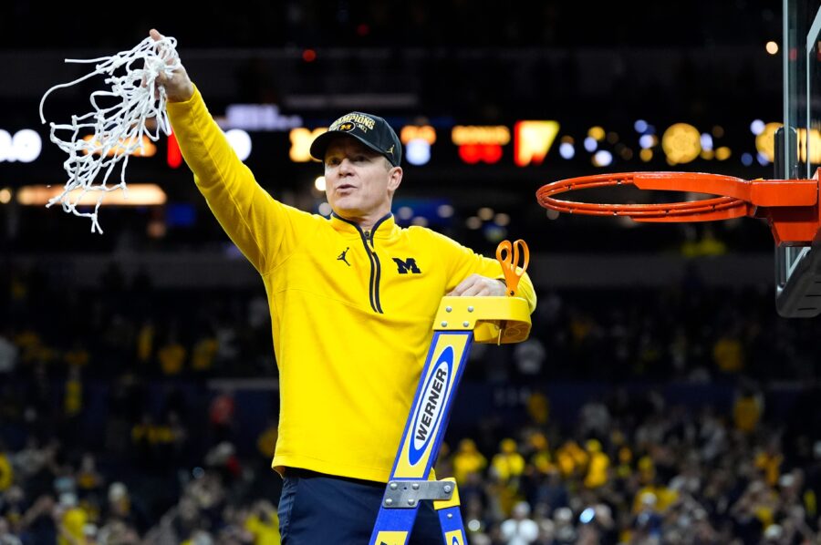 Mavericks Hiring Dusty May As Head Coach
