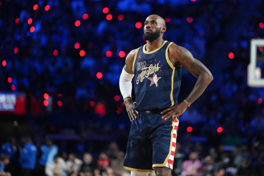 LeBron James Says He’s ‘Living In The Moment’ With Sixers