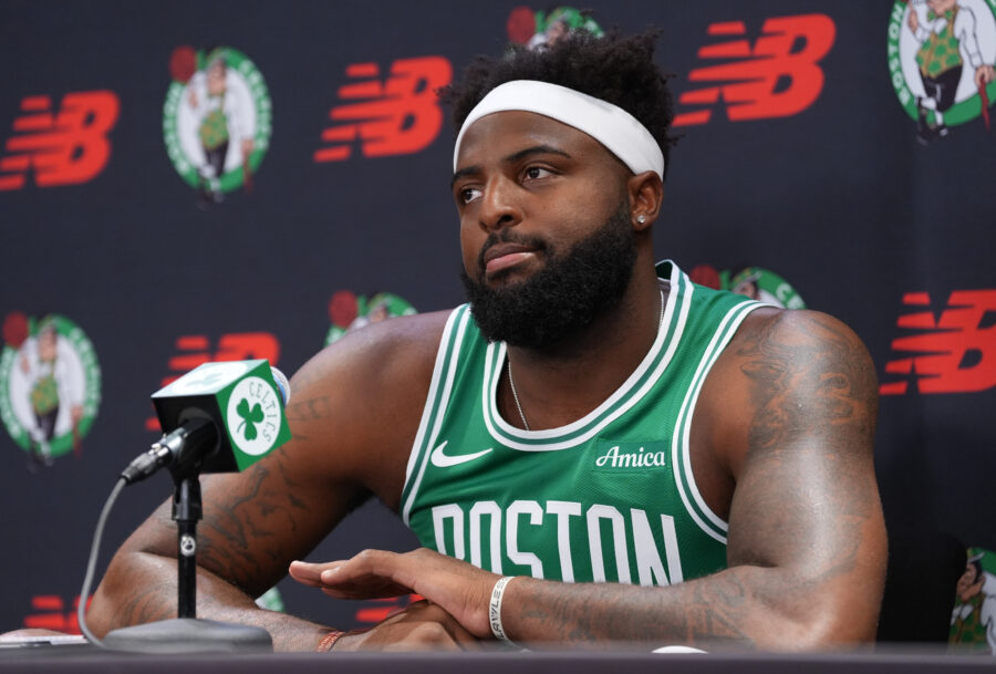 Knicks Notes: Robinson, Towns, Brunson, Ring Night